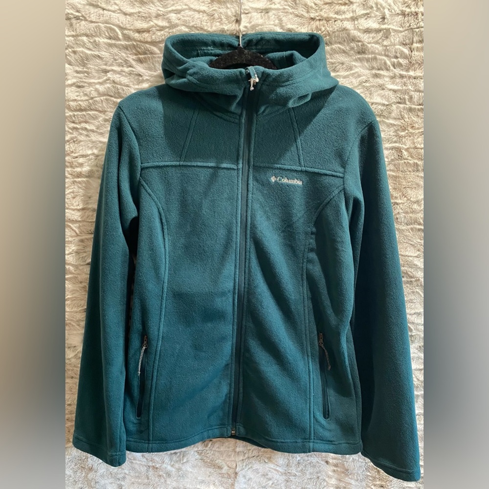 Columbia Fleeced Zip Up Sweater